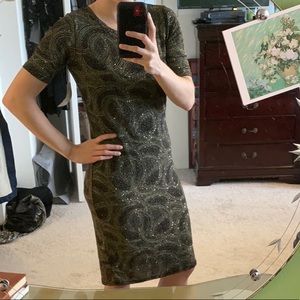 NWT LuLaRoe black & gold ✨ dress!